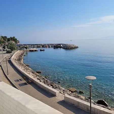 ızmir Karaburun Lebiderya çatı Katı Kaynarpinar Daire Kosedere